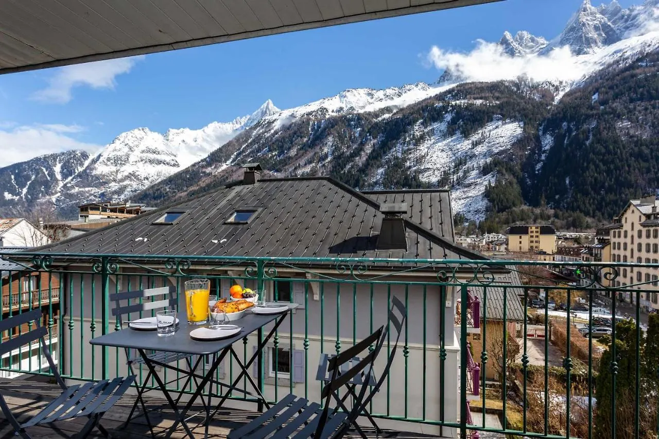 Le Panoramic Mont Blanc Apartment - Chamonix All Year