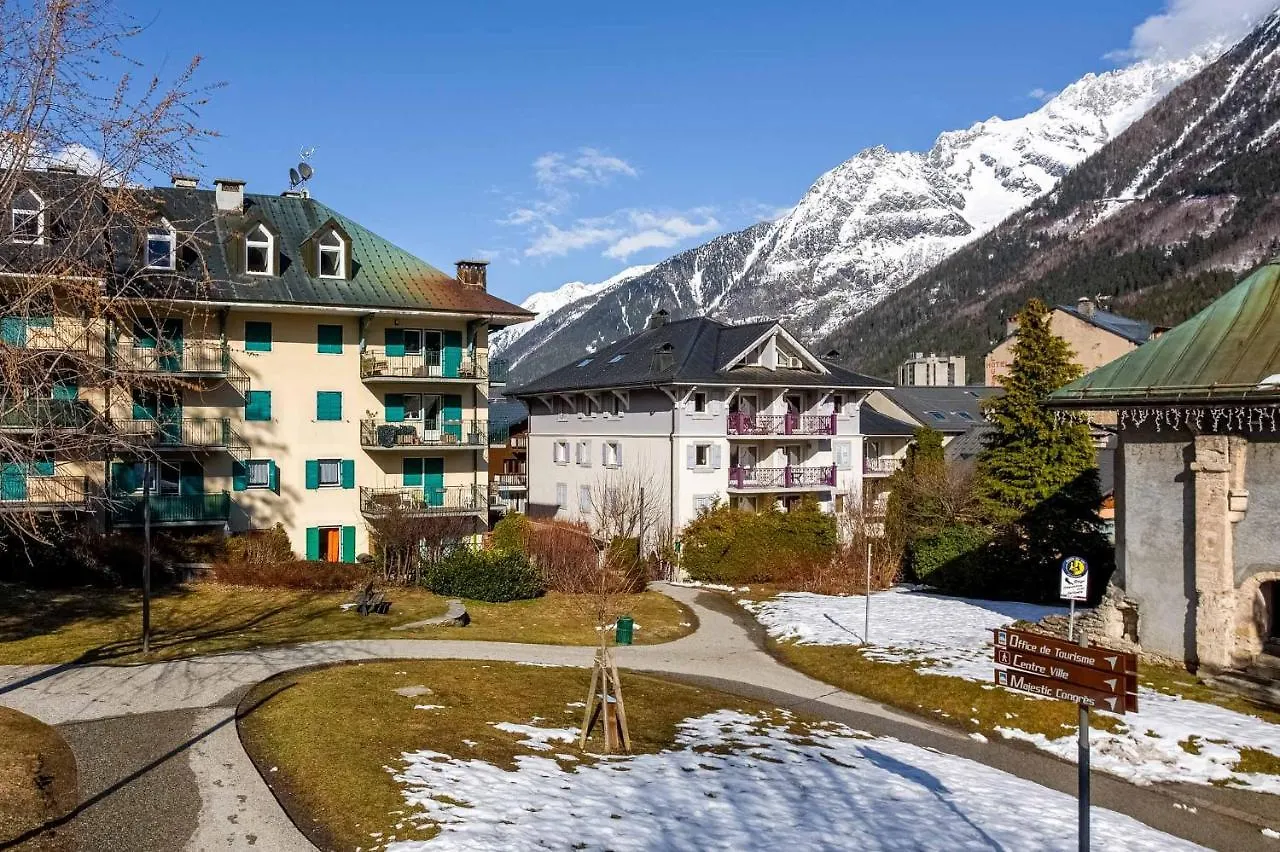 Le Panoramic Mont Blanc Apartment - Chamonix All Year